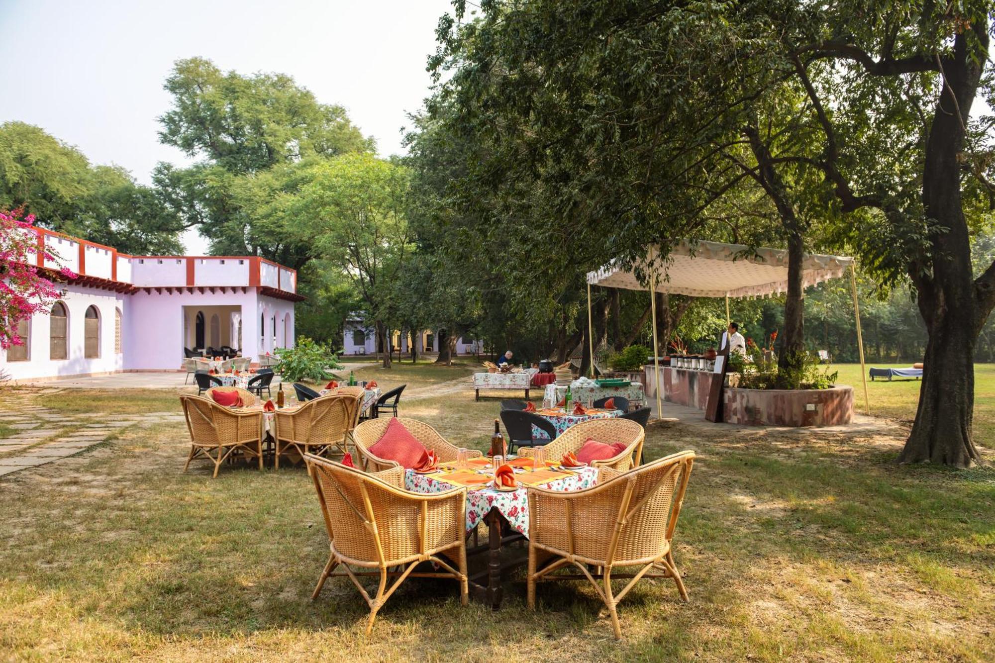 Mela Kothi - The Chambal Safari Lodge Bāh Kültér fotó